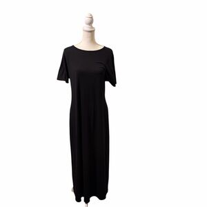 LuLaRoe women’s Classic Black maxi dress